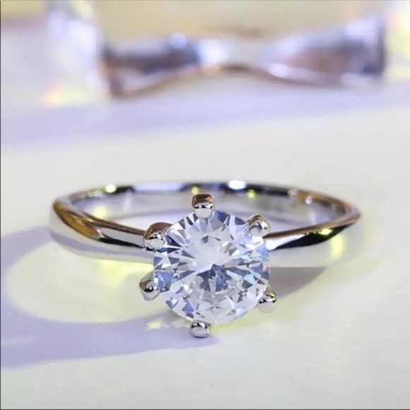 Solitaire Engagement Ring 3 Ct Round Cut Cubic Zirconia - Picture 1 of 6
